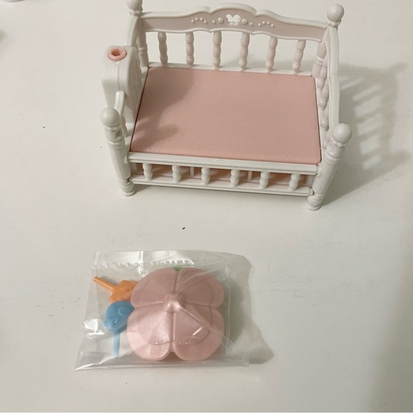 Calico Critters Miniature Doll House Furniture Assorted Accessories - Picture 13 of 16